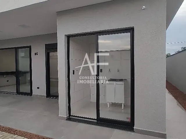 Casa com 253m² 3 quartos e 2 banheiros, à venda, no bairro Loteamento Residencial São Vicente de Paulo em Tremembé