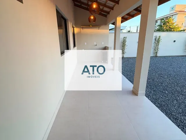 Casa com 329m² 2 quartos e 1 banheiro, à venda, no bairro Joáia em Tijucas