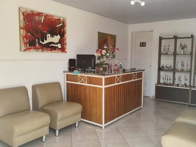 Casa com 584m², para alugar, no bairro Vila Fioresi em São José do Rio Preto