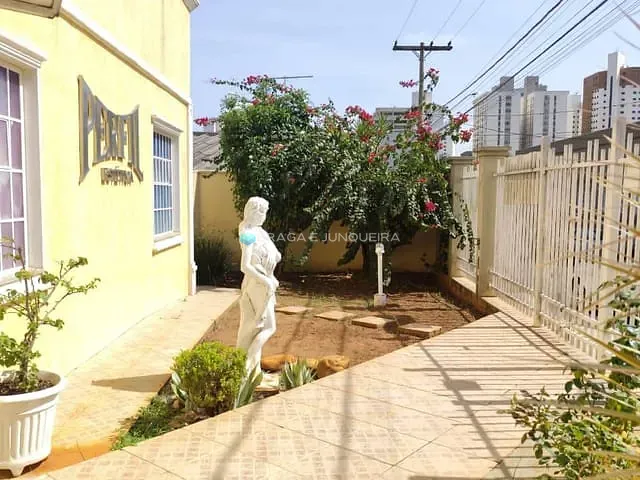 Casa com 584m², para alugar, no bairro Vila Fioresi em São José do Rio Preto