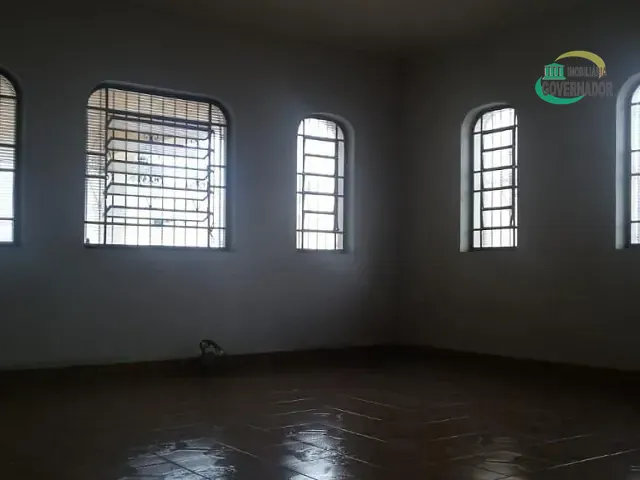 Casa com 250m² 4 quartos e 1 banheiro, à venda, no bairro Jardim Chapadão em Campinas