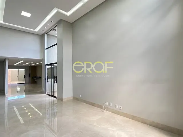 Casa com 300m² 3 quartos e 3 banheiros, à venda, no bairro Jardim Ipê em Formosa