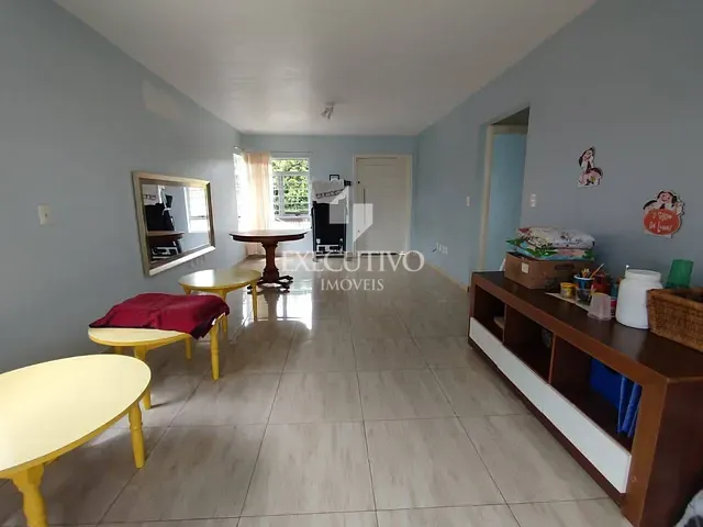 Casa 3 quartos e 4 banheiros, à venda, no bairro São Caetano em Arroio do Meio