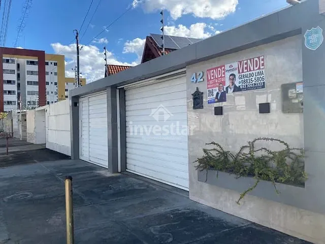 Casa 4 quartos e 3 banheiros, à venda, no bairro Catolé em Campina Grande