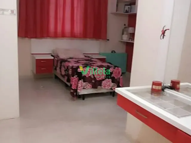 Casa 2 quartos e 1 banheiro, à venda, no bairro Jardim Santa Helena em Itaquaquecetuba