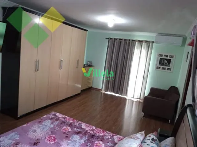 Casa 2 quartos e 1 banheiro, à venda, no bairro Jardim Santa Helena em Itaquaquecetuba