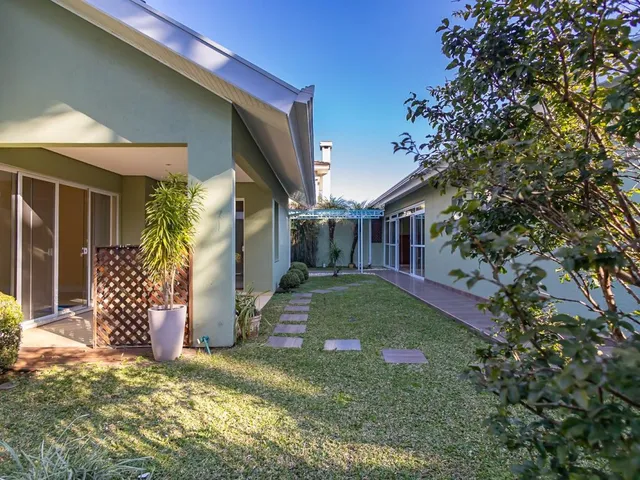 Casa com 612m² 4 quartos e 5 banheiros, à venda, no bairro Ecoville em Curitiba