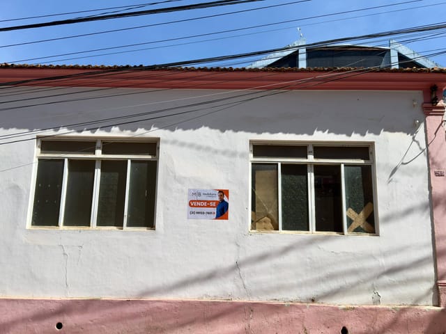 Casa 1 quarto e 1 banheiro, à venda, no bairro Centro em Lavras