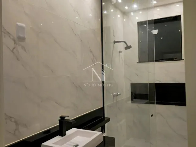 Casa 3 quartos e 1 banheiro, à venda, no bairro Itapeba em Maricá