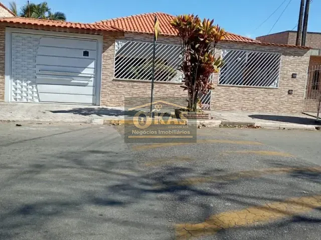 Casa com 360m² 4 quartos e 3 banheiros, à venda, no bairro Sesc em Suzano