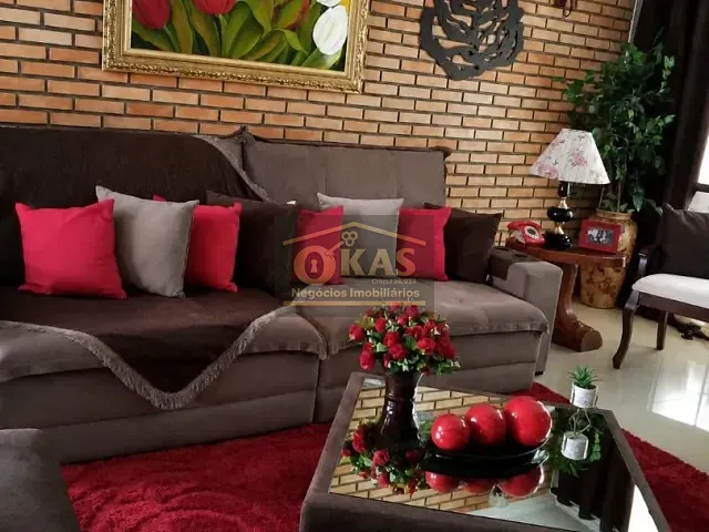 Casa com 360m² 4 quartos e 3 banheiros, à venda, no bairro Sesc em Suzano