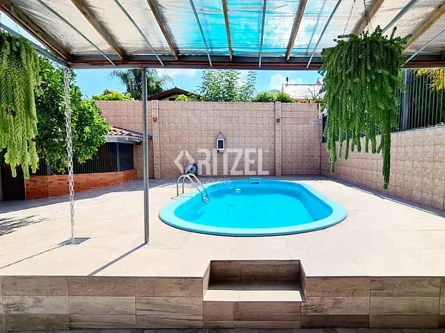 Casa com 393m² 3 quartos e 4 banheiros, à venda, no bairro Jardim Mauá em Novo Hamburgo