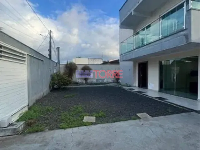 Casa com 450m² 4 quartos e 5 banheiros, à venda, no bairro Mar e sol em Ilhéus