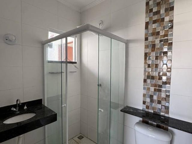 Casa 3 quartos e 3 banheiros, à venda ou para alugar, no bairro Jardim Atlântico Central (Itaipuaçu) em Maricá