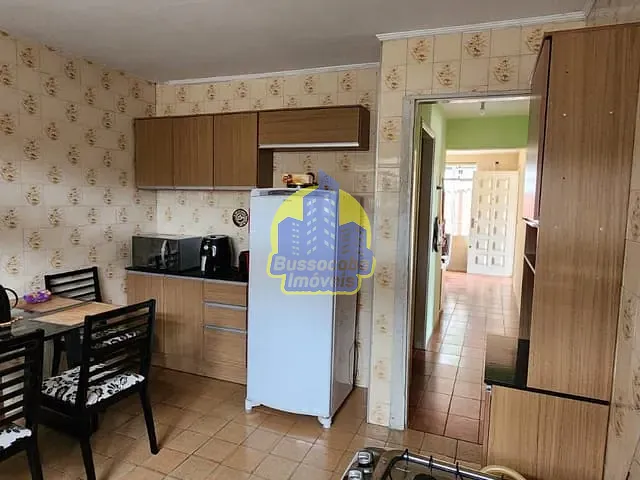 Casa com 247m² 3 quartos e 1 banheiro, à venda, no bairro Vila Osasco em Osasco