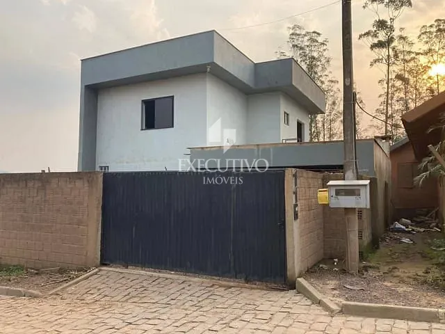 Casa 3 quartos e 2 banheiros, à venda, no bairro Barra do Forqueta em Arroio do Meio