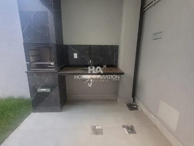 Casa 3 quartos e 4 banheiros, à venda, no bairro Residencial Boa Vista II em Senador Canedo