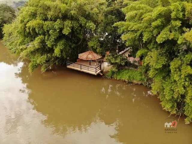 Casa à venda, no bairro Centro em Comendador Levy Gasparian