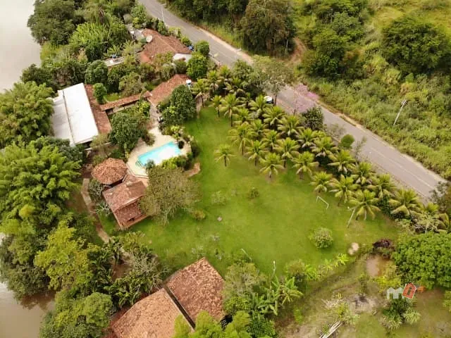 Casa à venda, no bairro Centro em Comendador Levy Gasparian