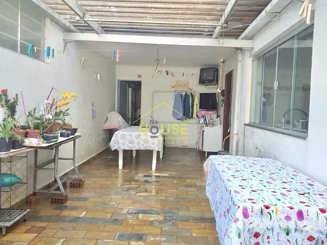 Casa com 459m² 6 quartos e 3 banheiros, à venda, no bairro Patrimônio Novo em Votuporanga
