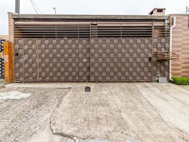 Casa 1 quarto e 2 banheiros, à venda, no bairro Gralha Azul em Fazenda Rio Grande