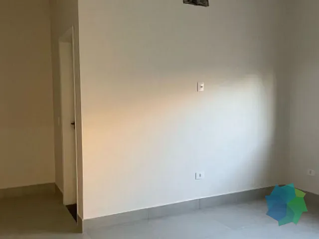 Casa com 300m² 3 quartos e 3 banheiros, à venda, no bairro Condomínio Central Parque em Salto