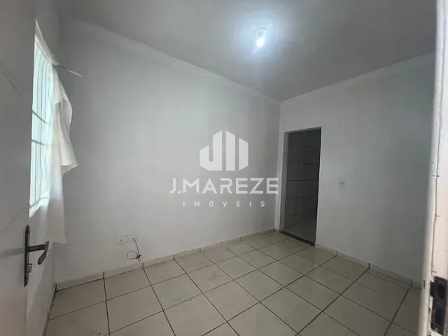 Casa 3 quartos e 3 banheiros, à venda, no bairro Residencial Interlagos em Apucarana