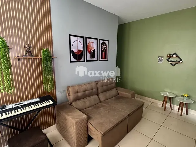 Casa com 180m² 2 quartos e 2 banheiros, à venda, no bairro Independência - 1º Complemento Setor das Mansões em Aparecida de Goiânia