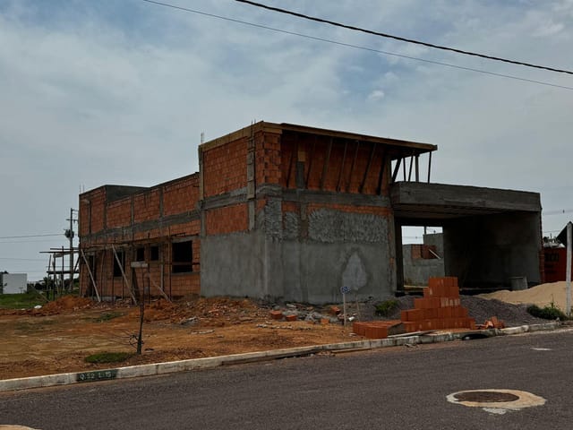 Casa com 403m² 3 quartos e 1 banheiro, à venda, no bairro Residencial Parque do Lago em Sinop
