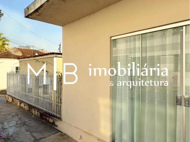 Casa 1 quarto e 1 banheiro, à venda, no bairro Centro em Lavras