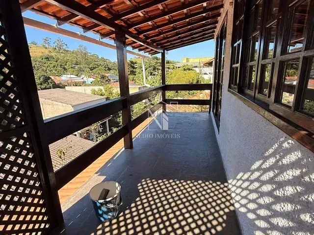 Casa 2 quartos e 1 banheiro, para alugar, no bairro Centro em Maricá