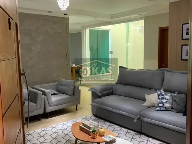 Casa com 500m² 3 quartos e 3 banheiros, à venda, no bairro Vila Suissa em Mogi das Cruzes