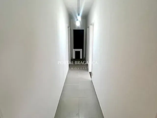 Casa com 250m² 3 quartos e 3 banheiros, à venda, no bairro Jardim Europa em Bragança Paulista