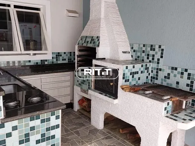Casa com 295m² 3 quartos e 3 banheiros, à venda, no bairro Vila Nogueira em Campinas