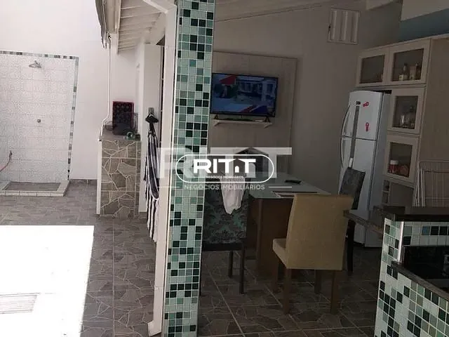 Casa com 295m² 3 quartos e 3 banheiros, à venda, no bairro Vila Nogueira em Campinas