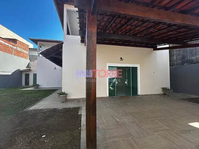 Casa 4 quartos e 4 banheiros, para alugar, no bairro Nelson Costa em Ilhéus