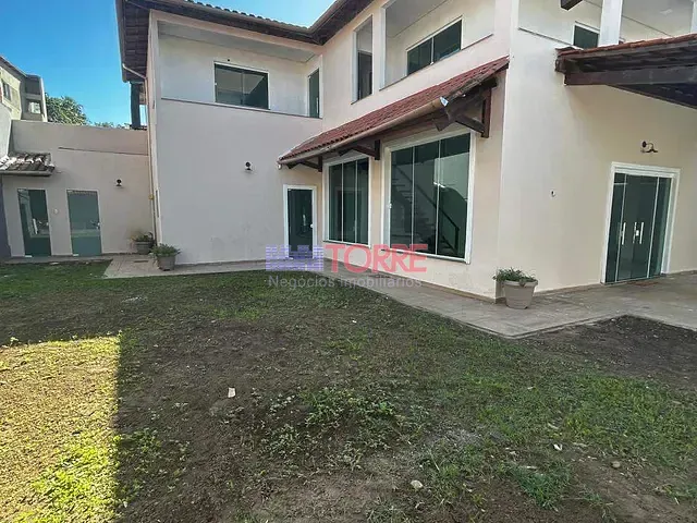 Casa 4 quartos e 4 banheiros, para alugar, no bairro Nelson Costa em Ilhéus