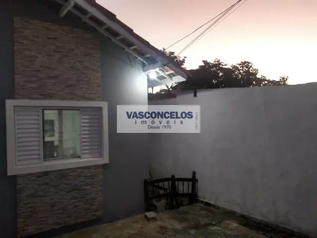 Casa com 125m² 2 quartos e 1 banheiro, à venda, no bairro Jardim das Indústrias em São José dos Campos