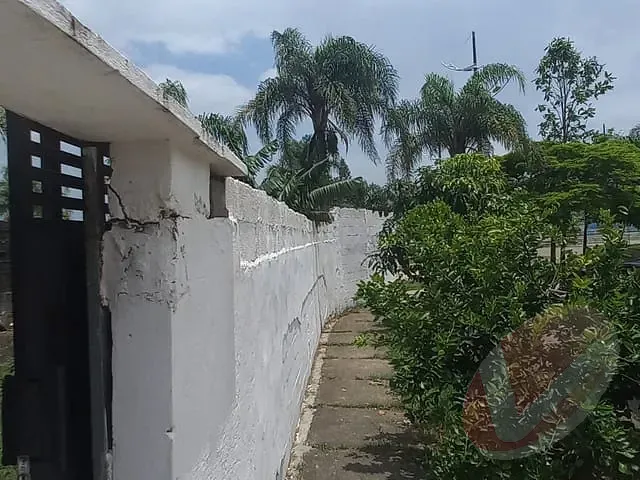 Casa com 301m² 2 quartos e 1 banheiro, à venda, no bairro Samambaia em Praia Grande