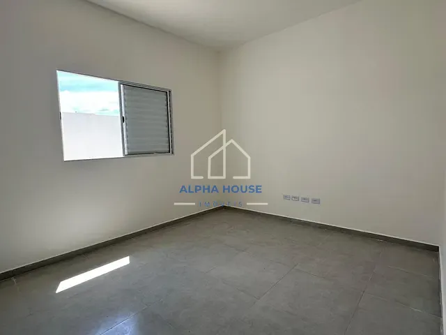 Casa 2 quartos e 1 banheiro, à venda, no bairro Portal dos Eucaliptos em Pindamonhangaba