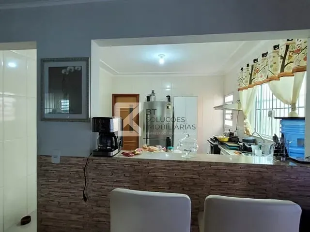 Casa com 140m² 3 quartos e 2 banheiros, à venda, no bairro Jardim Regente em Indaiatuba