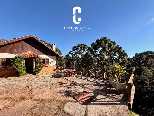 Casa com 2455m² 3 quartos e 2 banheiros, à venda, no bairro COND. FLORESTAL CLUBE em Campos do Jordão