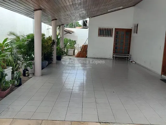 Casa 5 quartos e 4 banheiros, à venda, no bairro Macaúba em Teresina