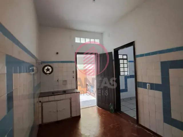 Casa 1 quarto e 1 banheiro, para alugar, no bairro Umuarama em Osasco