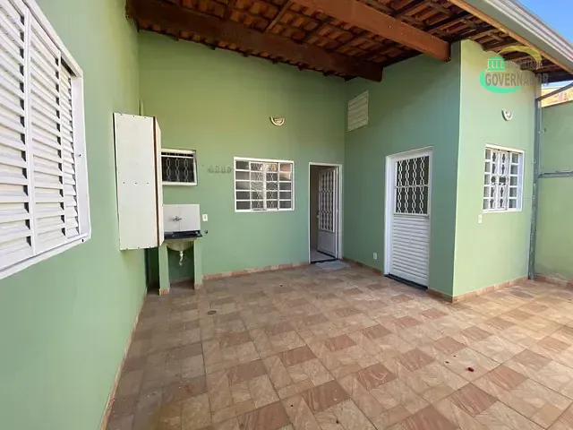 Casa com 250m² 2 quartos e 1 banheiro, para alugar, no bairro Parque Universitário de Viracopos em Campinas