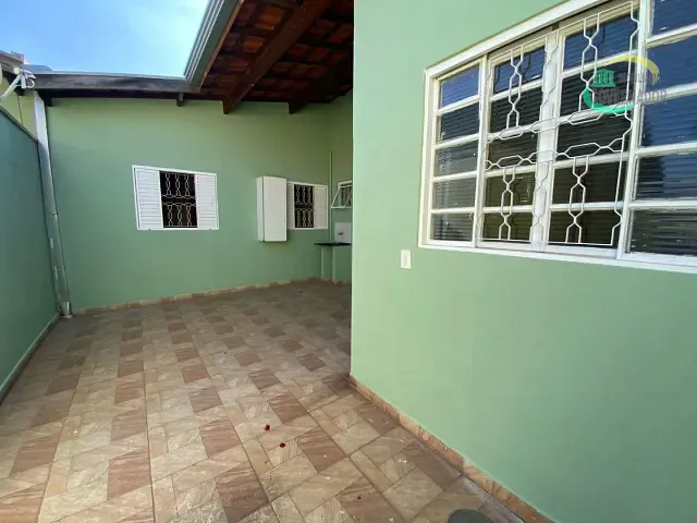 Casa com 250m² 2 quartos e 1 banheiro, para alugar, no bairro Parque Universitário de Viracopos em Campinas