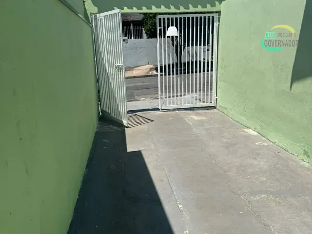 Casa com 250m² 2 quartos e 1 banheiro, para alugar, no bairro Parque Universitário de Viracopos em Campinas