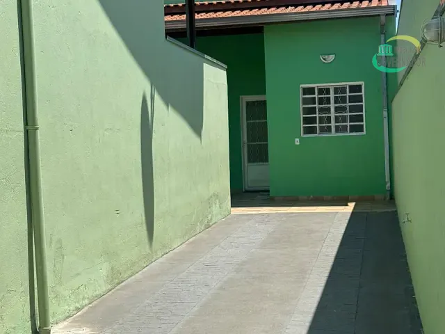 Casa com 250m² 2 quartos e 1 banheiro, para alugar, no bairro Parque Universitário de Viracopos em Campinas