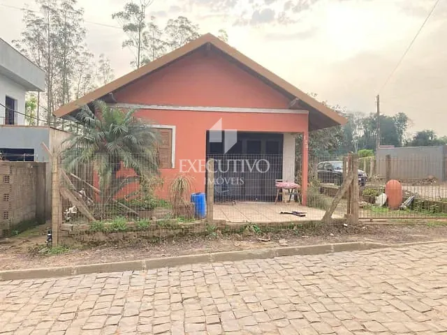 Casa 3 quartos e 1 banheiro, à venda, no bairro Barra do Forqueta em Arroio do Meio