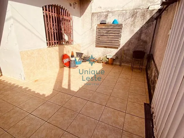 Casa 5 quartos e 3 banheiros, à venda, no bairro Ana Lúcia em Sabará